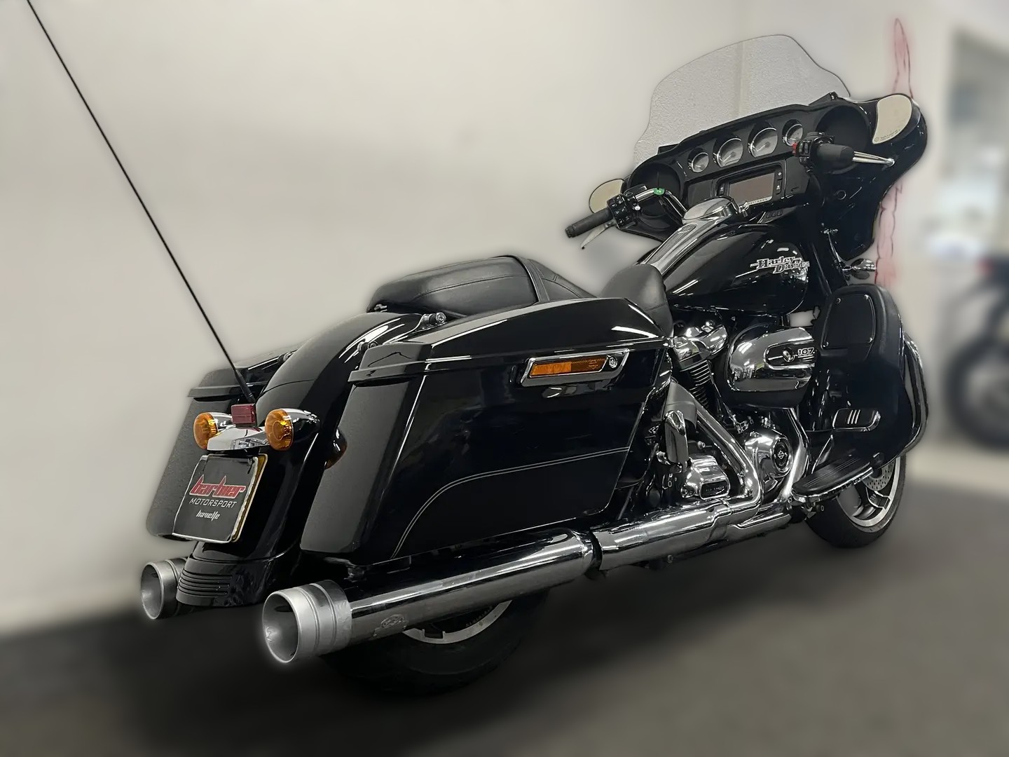 2017 Harley-Davidson Touring - 74 978 km - Náhled 26