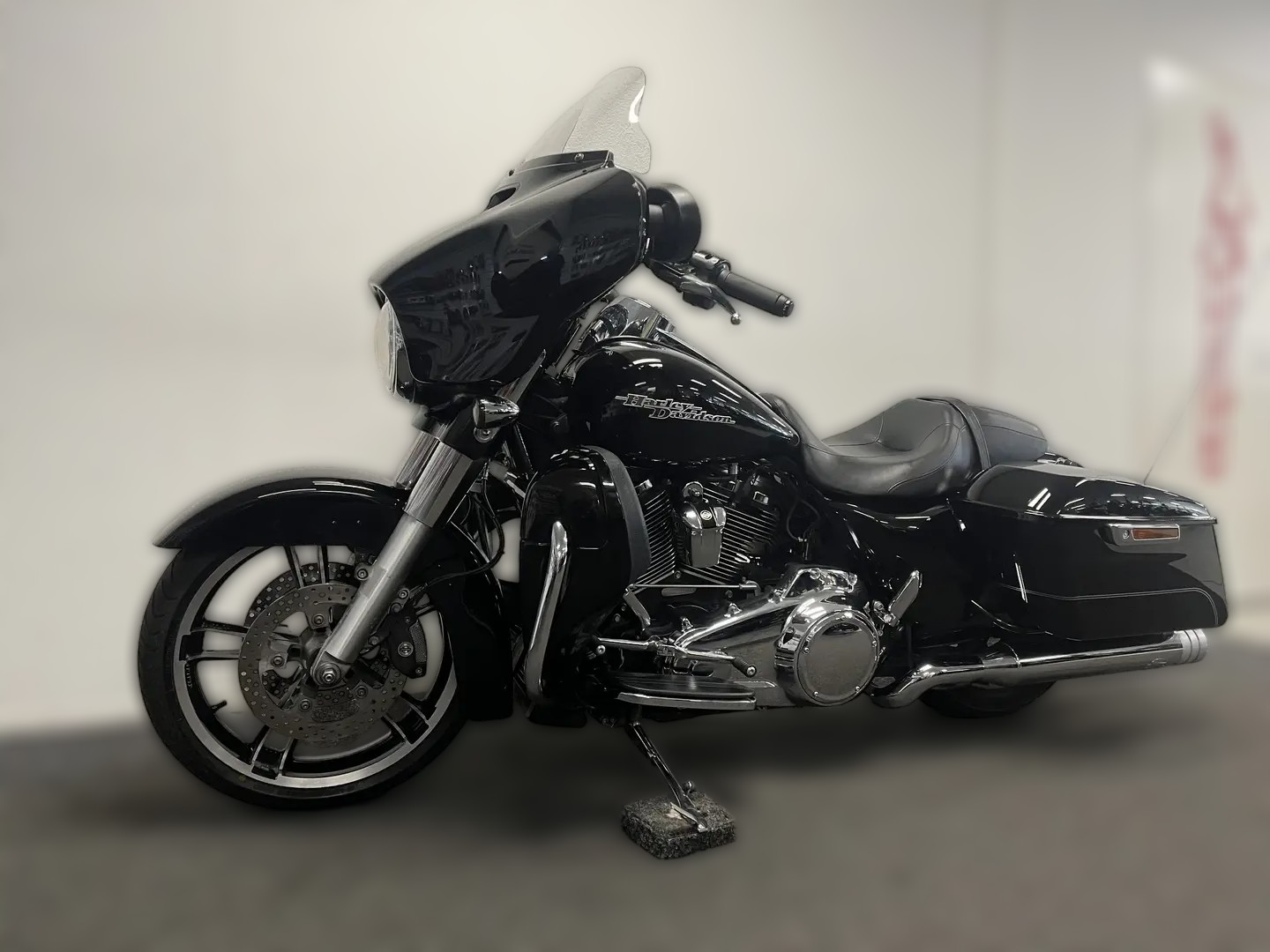 2017 Harley-Davidson Touring - 74 978 km - Náhled 29
