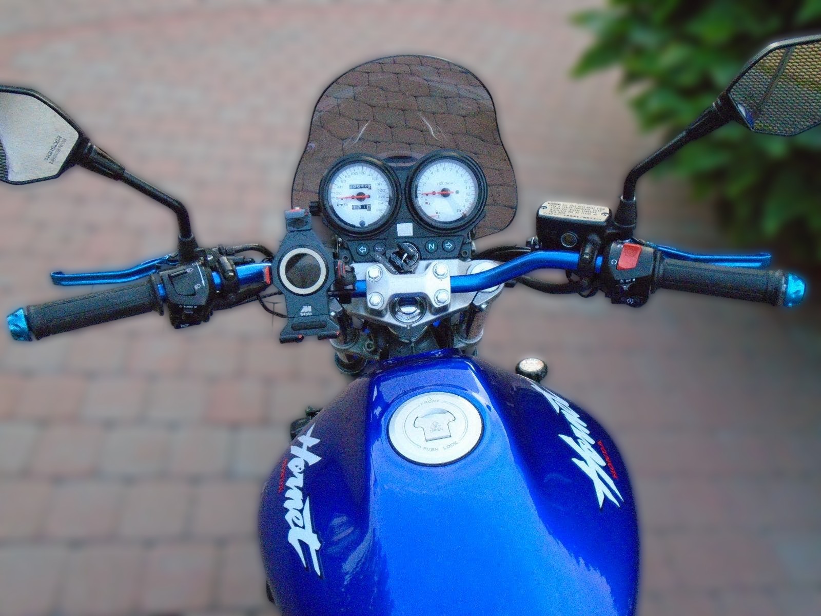 1998 Honda CB 600 F Hornet - 28 600 km - Náhled 11