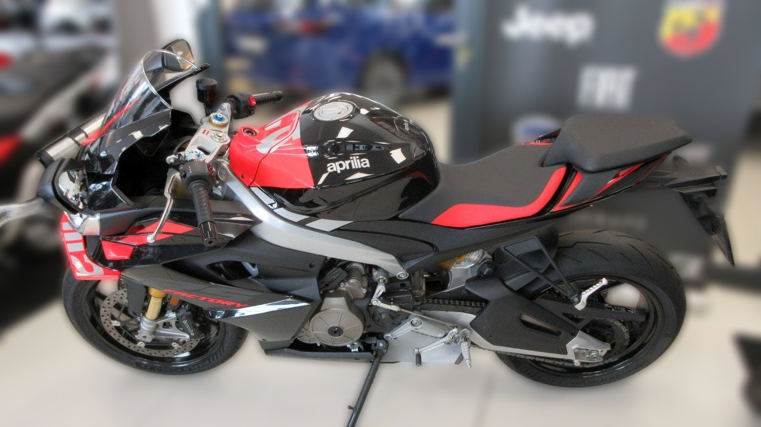 2025 Aprilia RS 660 - 2 400 km - Náhled 7