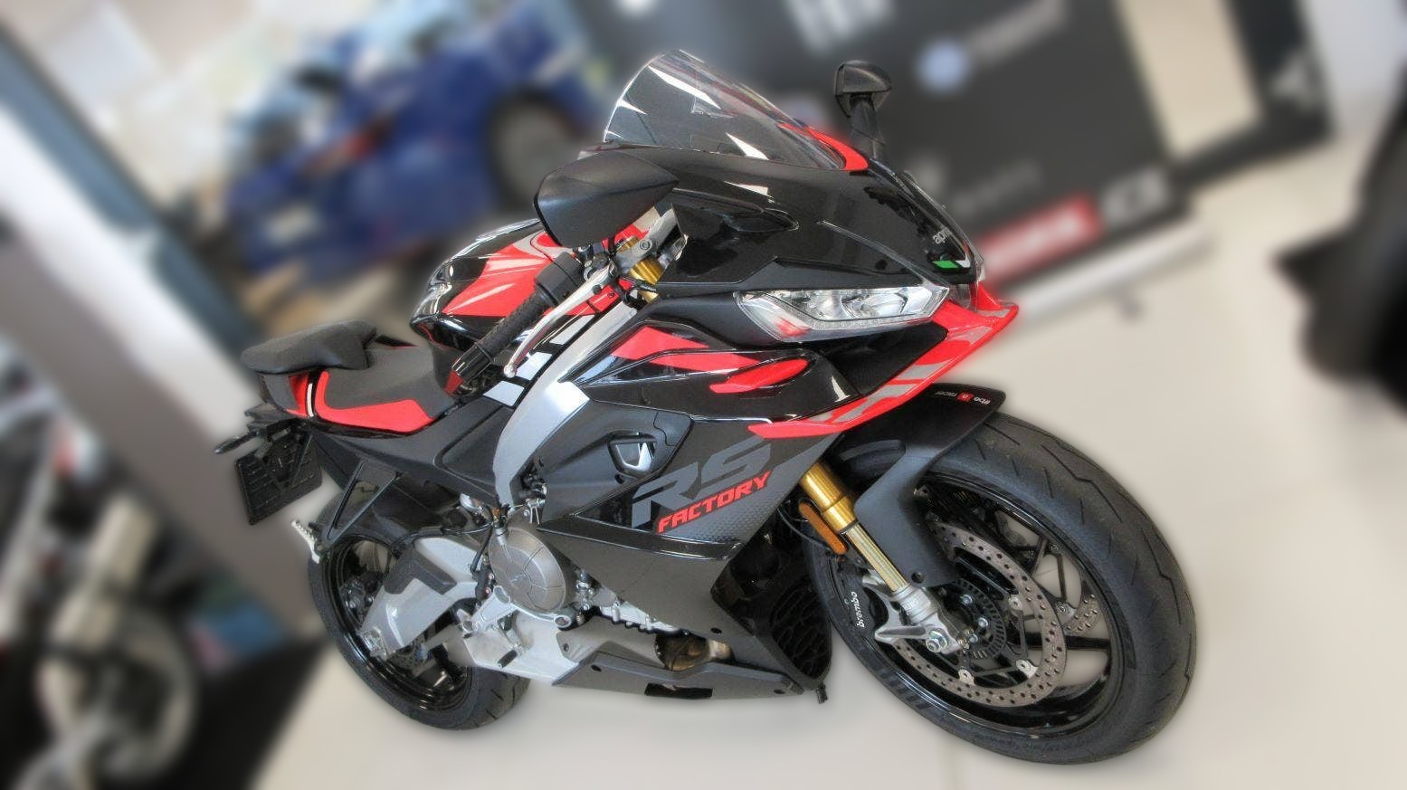 2025 Aprilia RS 660 - 2 400 km - Náhled 13