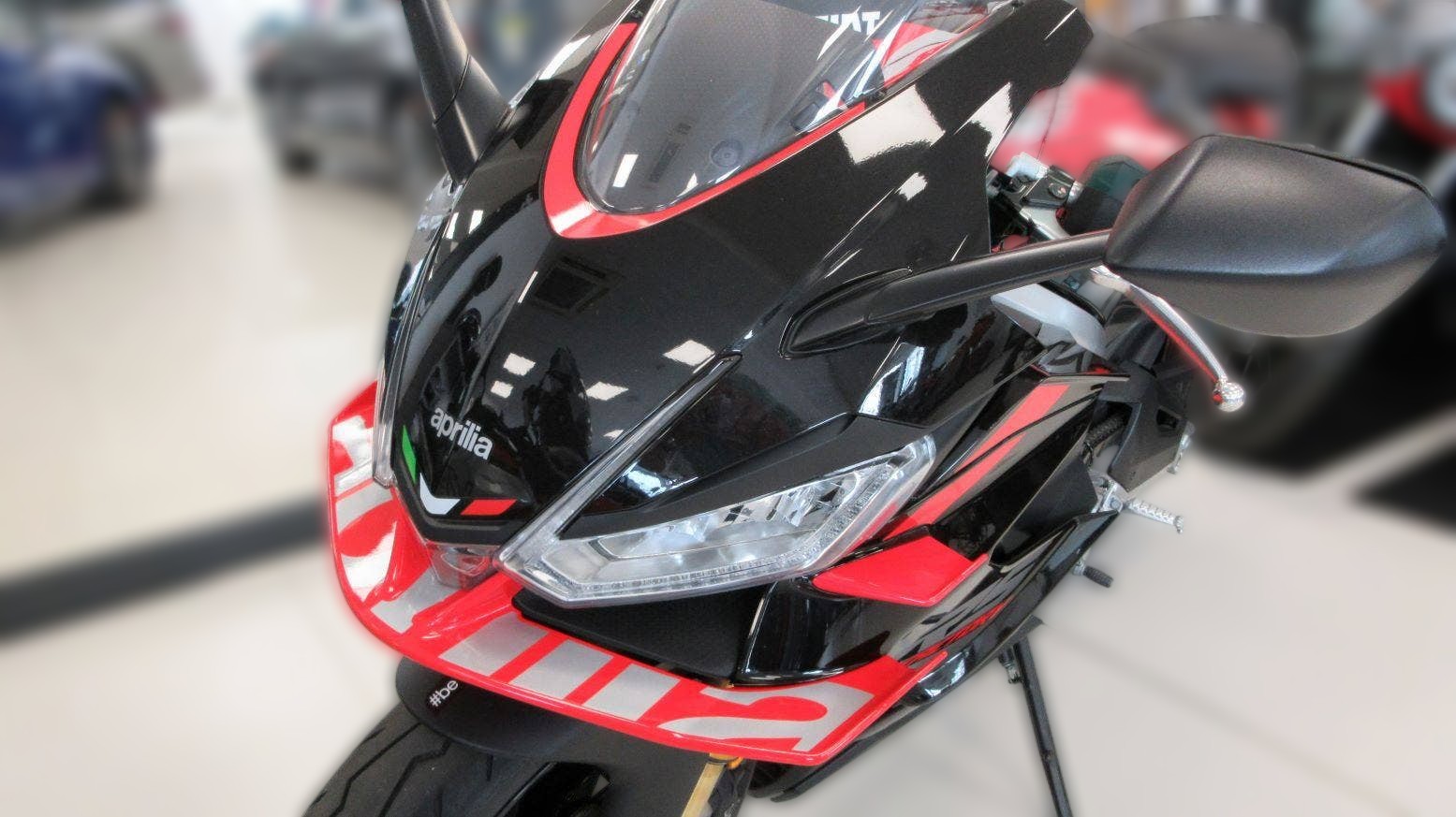 2025 Aprilia RS 660 - 2 400 km - Náhled 19