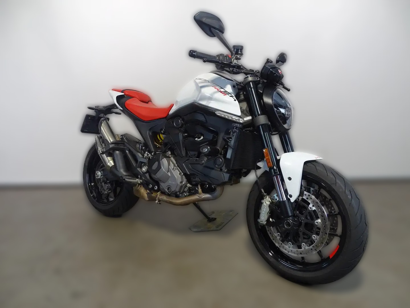 2024 Ducati Monster - 16 012 km - Náhled 12