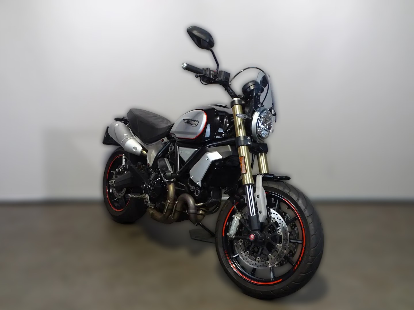 2018 Ducati Scrambler - 22 406 km - Náhled 2