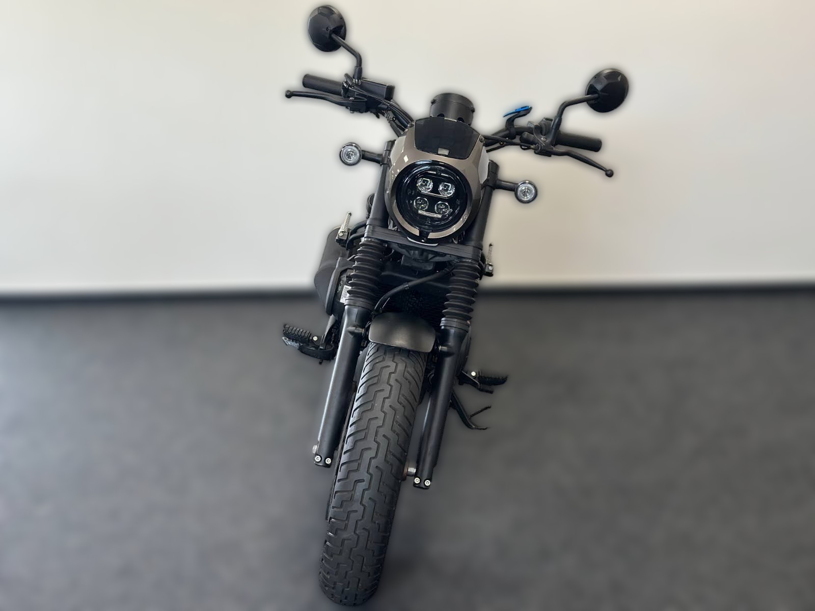 2023 Honda Rebel 500 - 1 928 km - Náhled 5