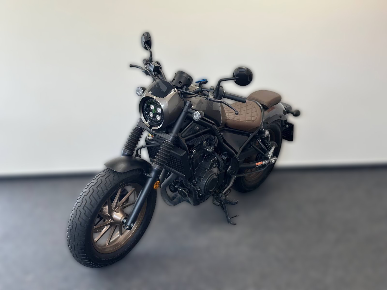 2023 Honda Rebel 500 - 1 928 km - Náhled 14