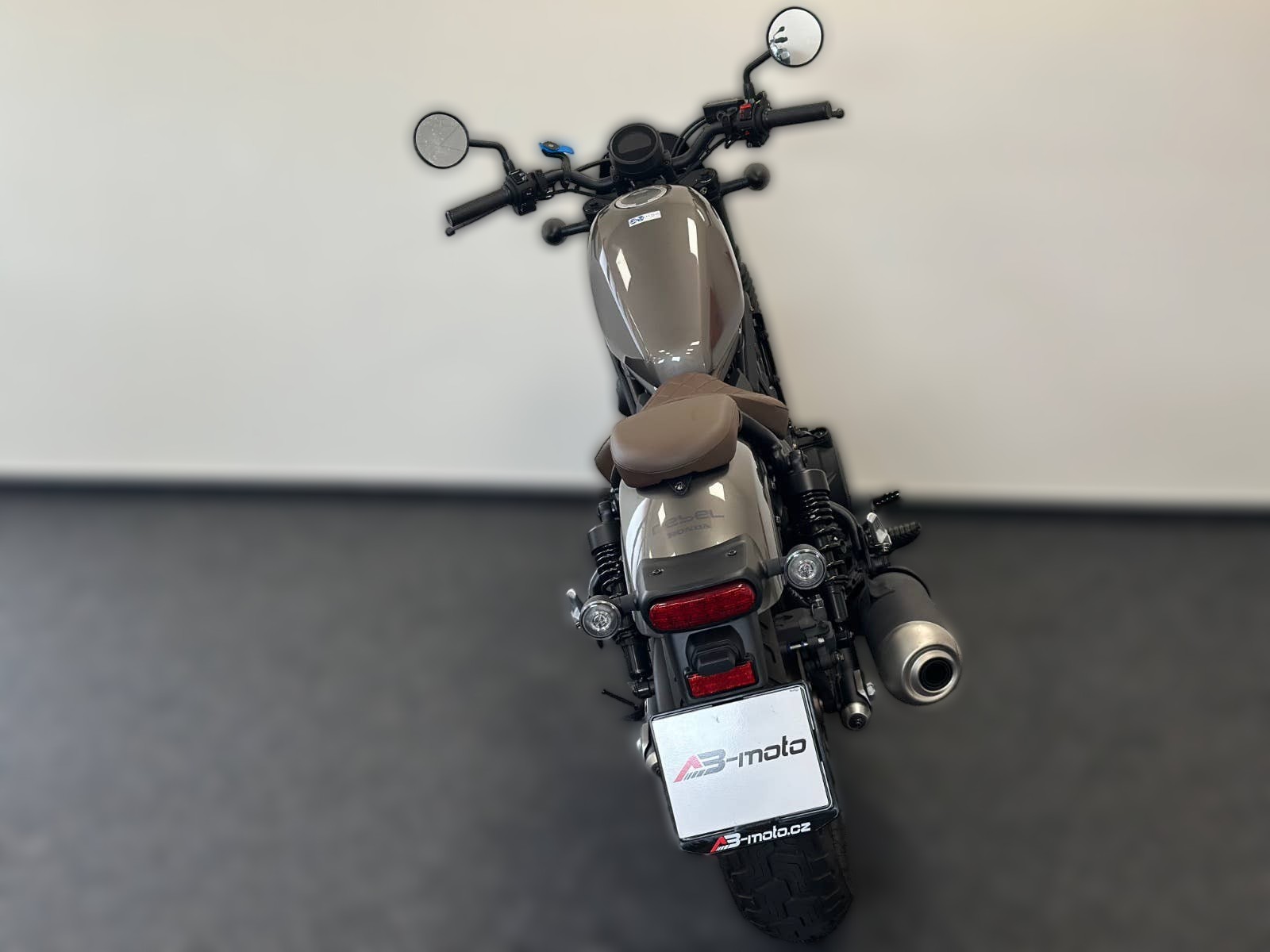 2023 Honda Rebel 500 - 1 928 km - Náhled 17