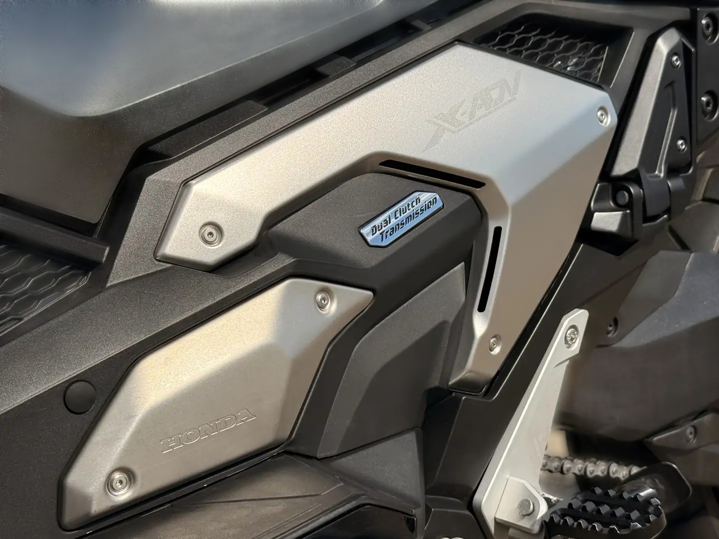 2023 Honda NC 750 X - 15 875 km - Náhled 8