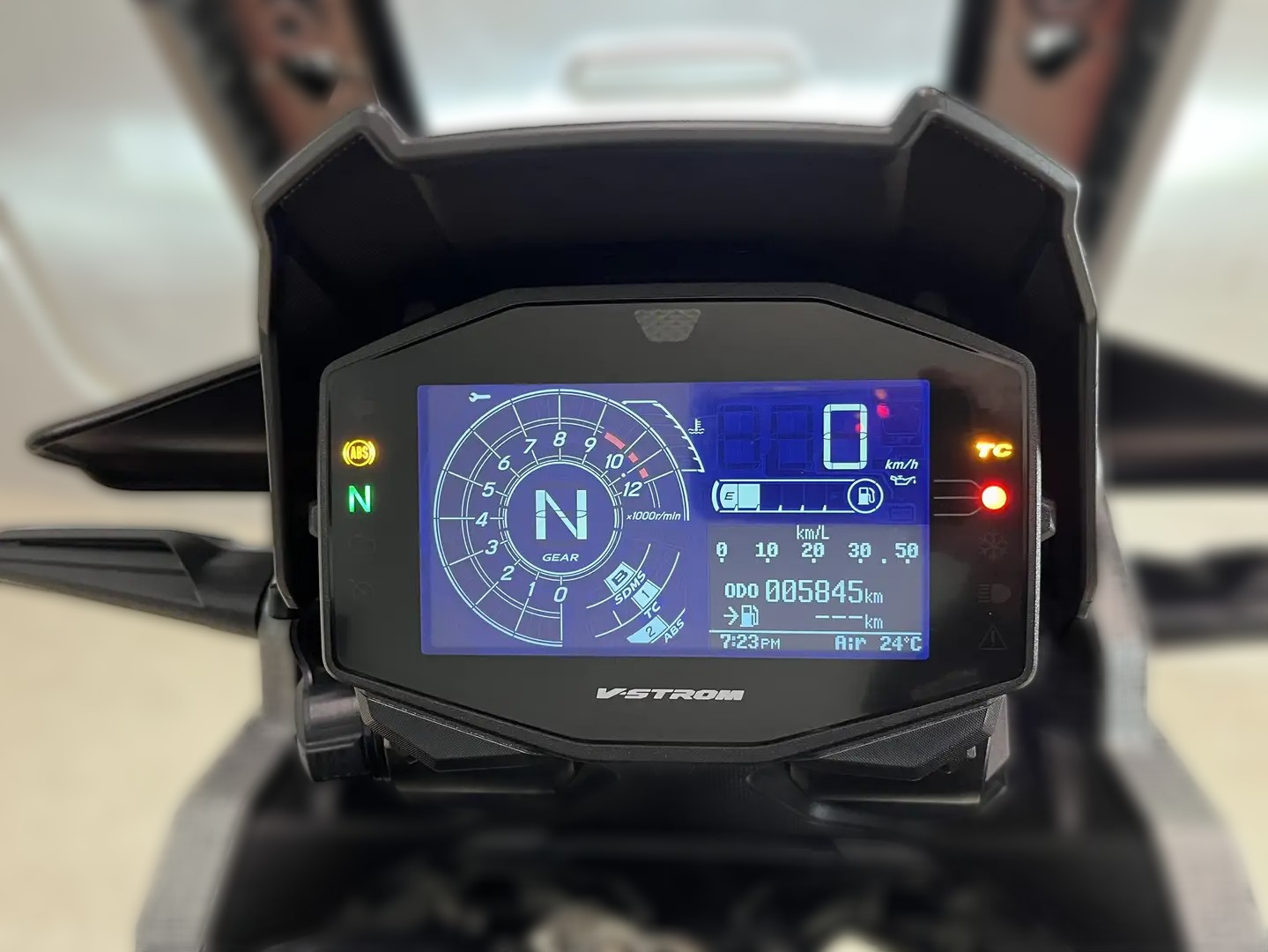 2020 Suzuki DL 1000 V-Strom - 5 842 km - Náhled 12