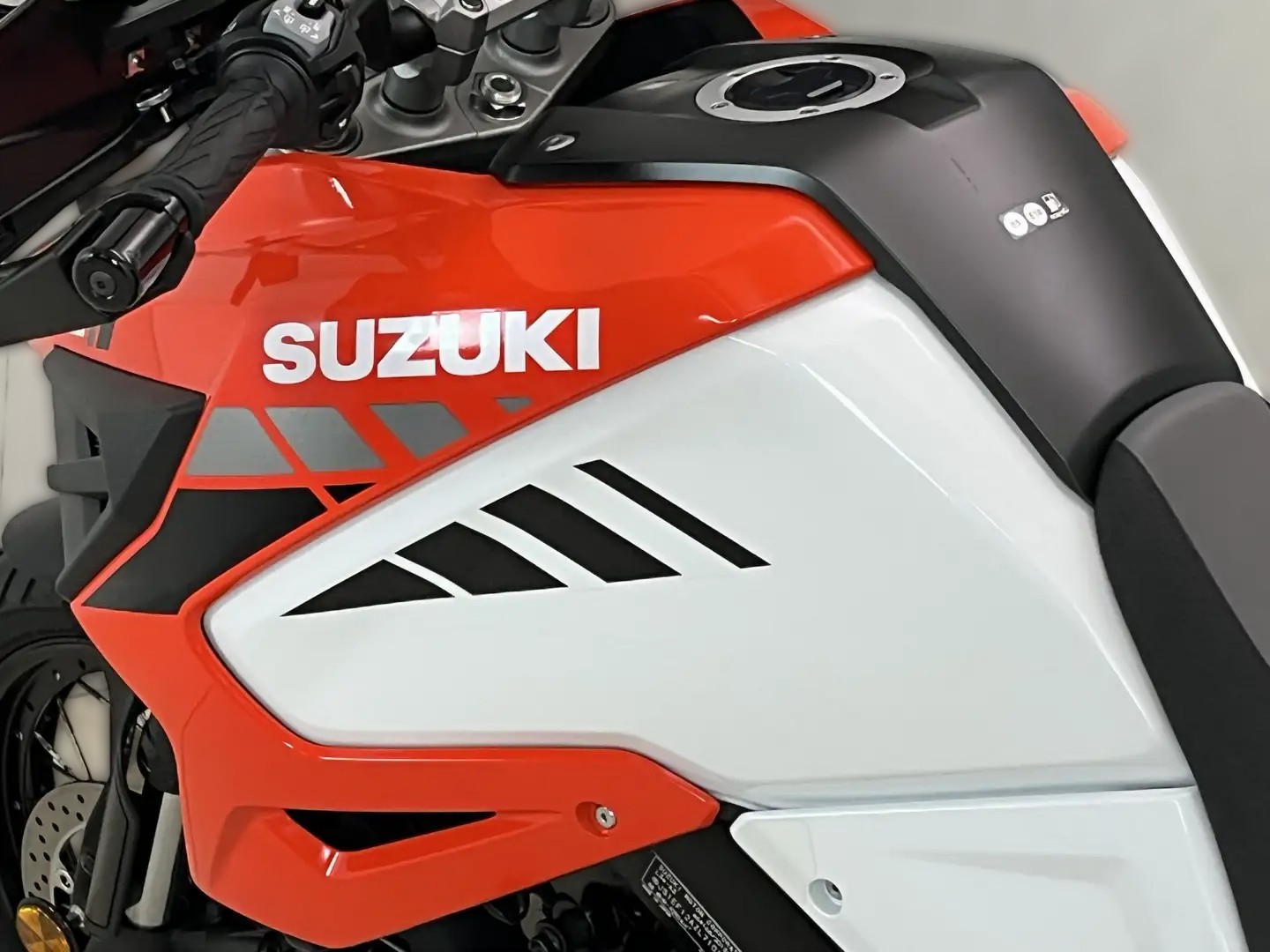 2020 Suzuki DL 1000 V-Strom - 5 842 km - Náhled 14