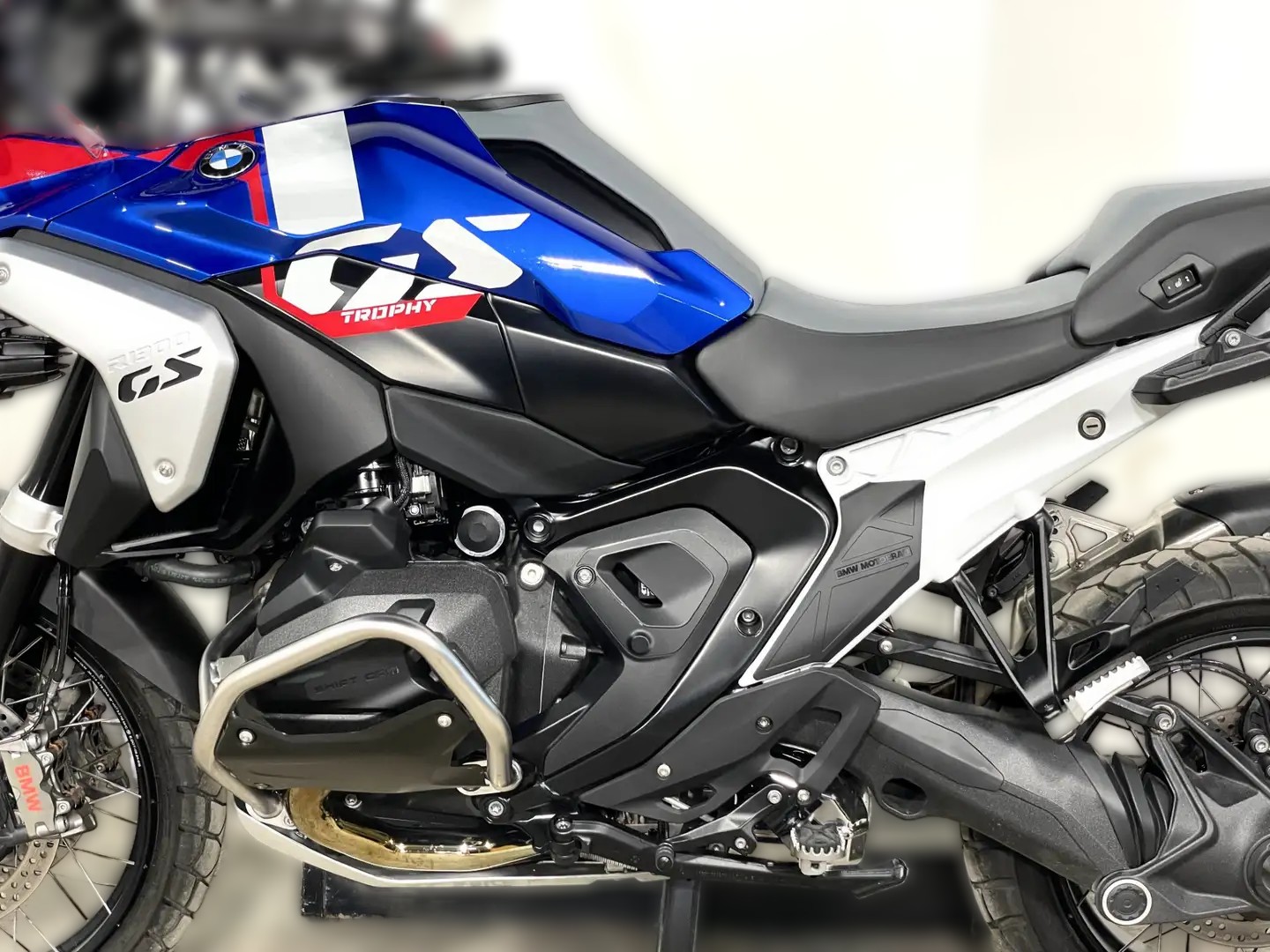 2025 BMW R 1250 GS - 1 000 km - Náhled 17