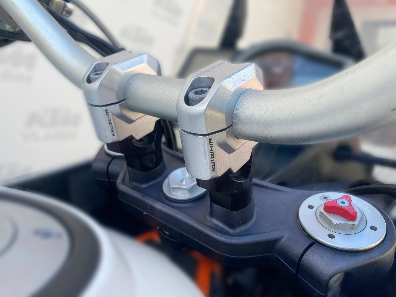 2013 KTM 1190 Adventure - 11 595 km - Náhled 21