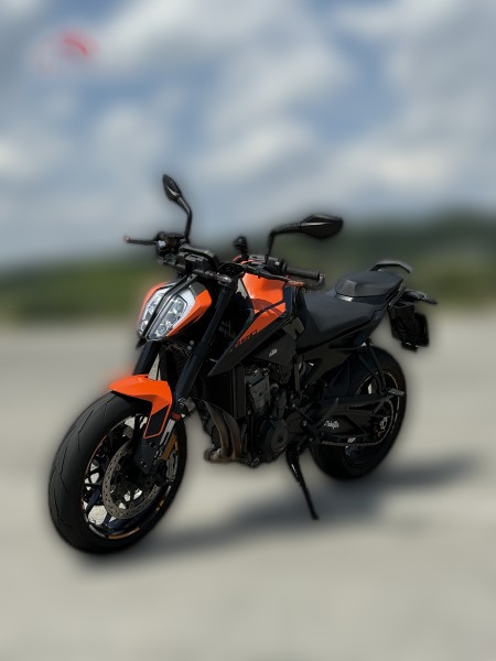 2021 KTM 890 Duke - 7 940 km - Náhled 9
