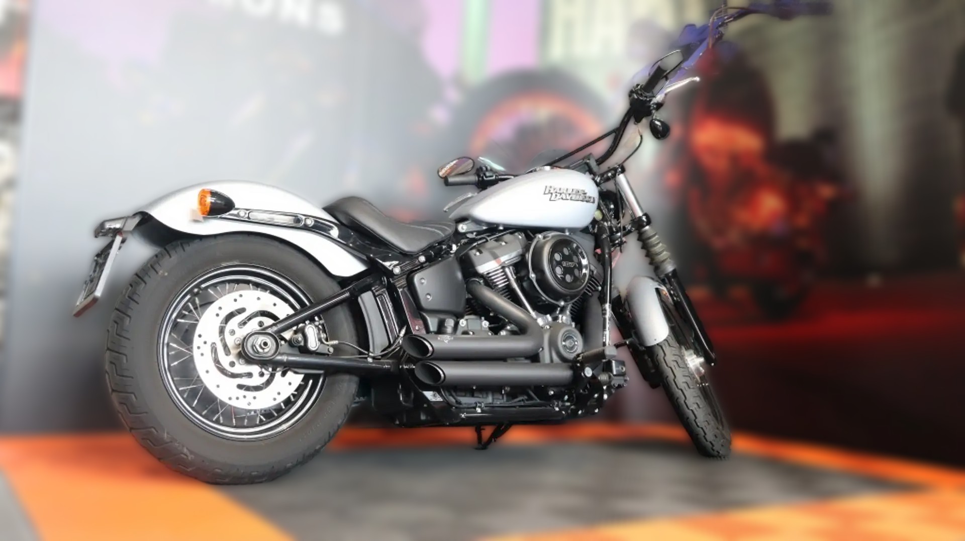 2021 Harley-Davidson Harley-Davidson Softail - 735 km - Náhled 6