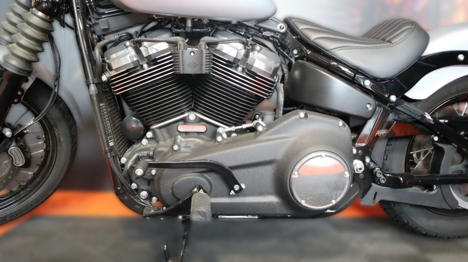 2021 Harley-Davidson Harley-Davidson Softail - 735 km - Náhled 8