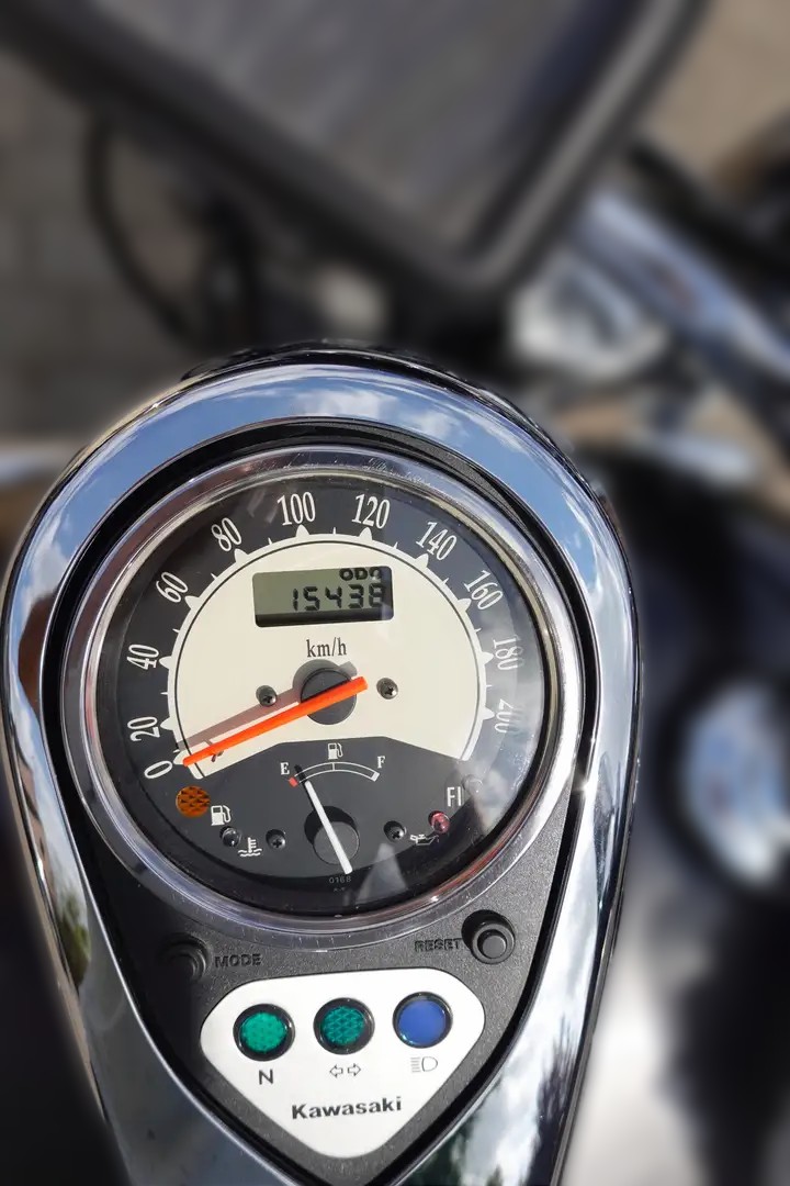 2014 Kawasaki Vulcan 900 - 15 500 km - Náhled 6