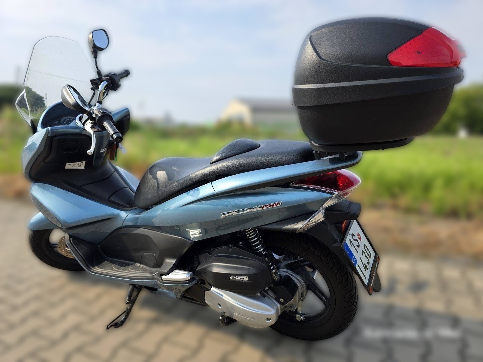 2013 Honda PCX 125 - 16 980 km - Náhled 23