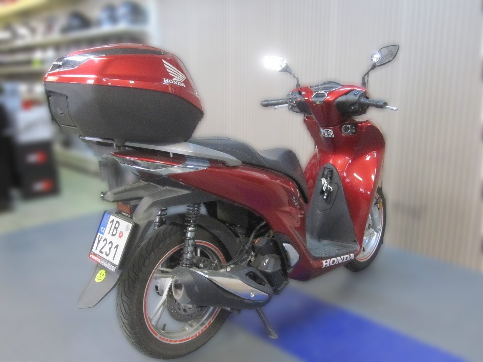 2022 Honda PCX 125 - 17 358 km - Náhled 23