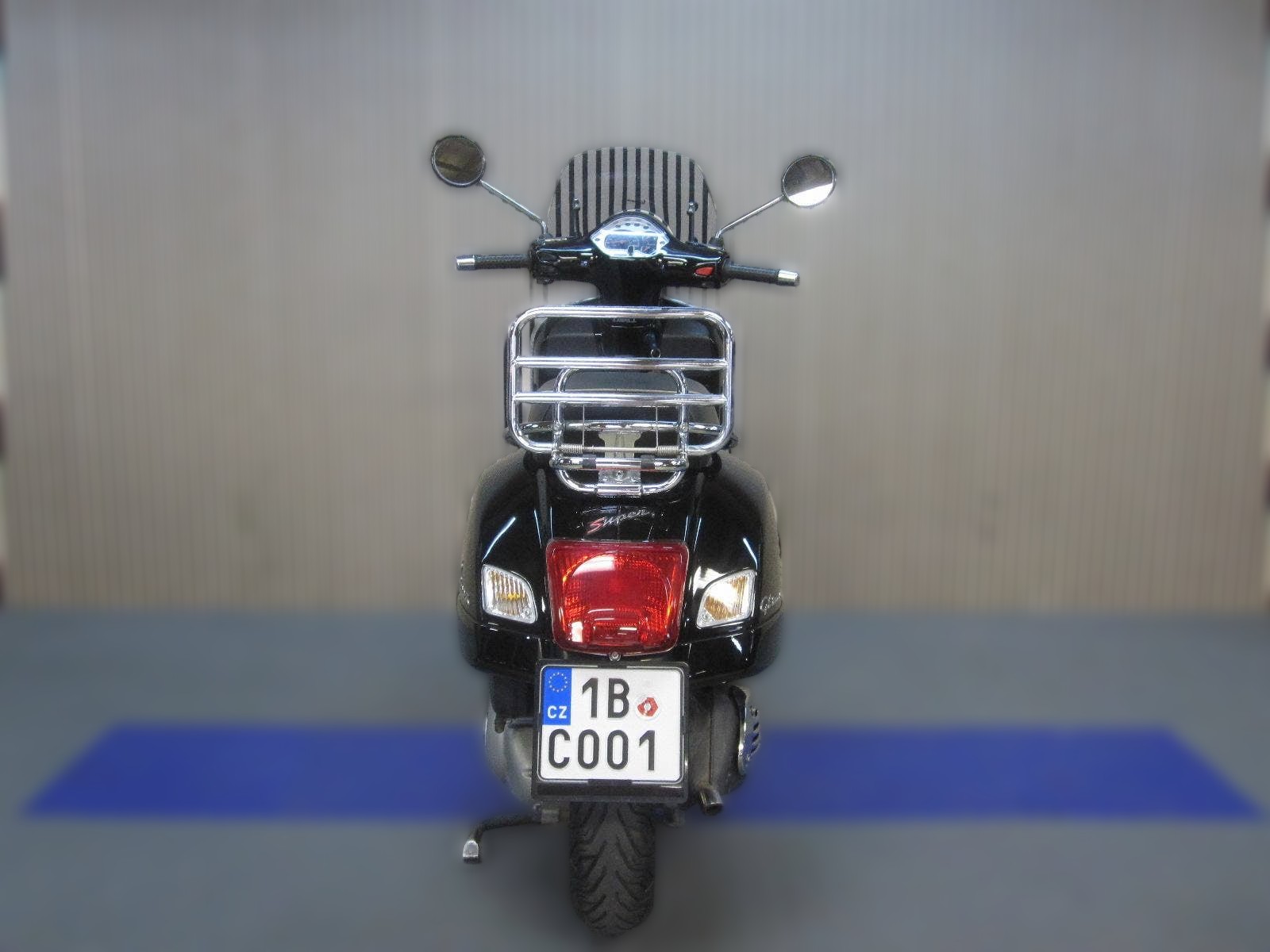 2010 Piaggio Vespa GTS - 22 301 km - Náhled 3
