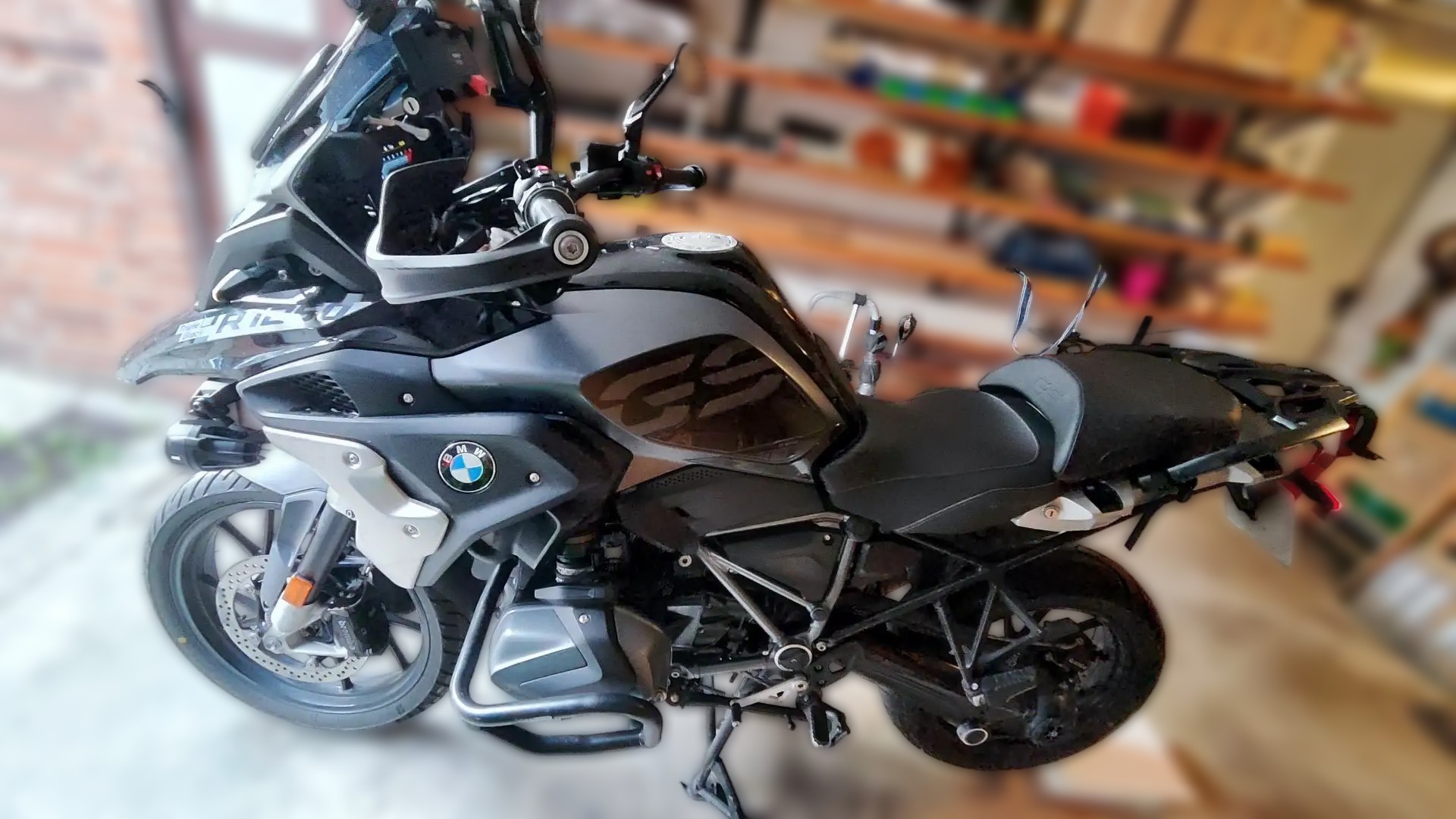 2023 BMW R 1250 GS - 14 500 km - Náhled 5