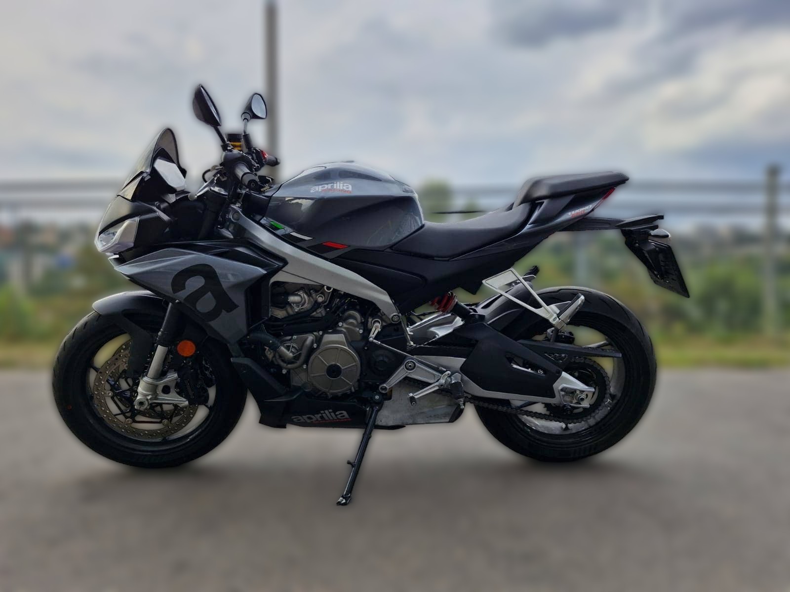 2024 Aprilia Tuono 660 - 1 280 km - Náhled 22