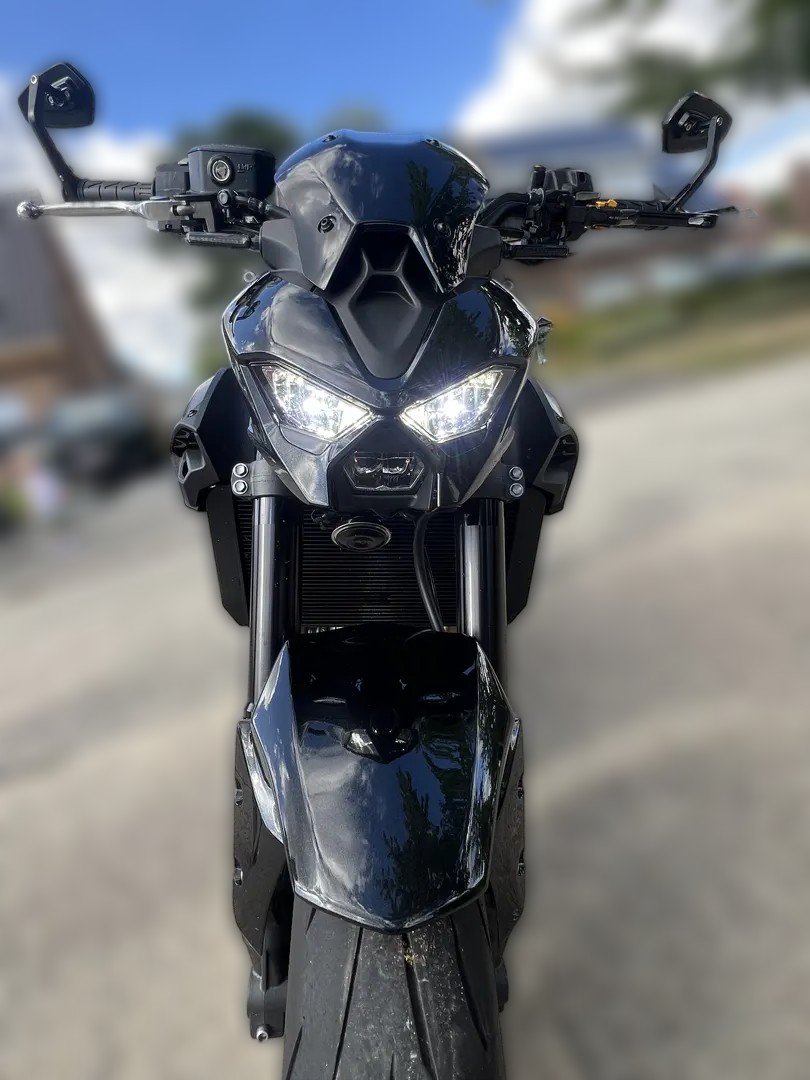 2025 Kawasaki Z900 - 1 000 km - Náhled 20