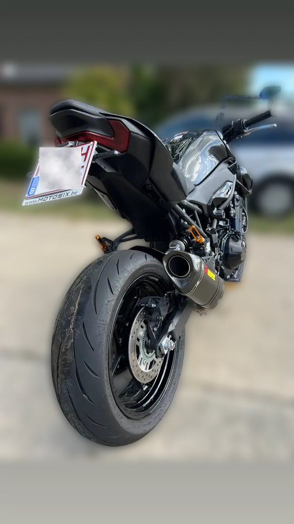 2025 Kawasaki Z900 - 1 000 km - Náhled 27
