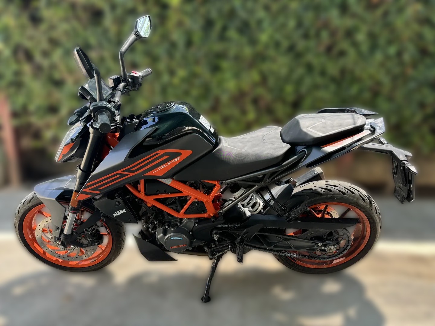 2022 KTM 125 Duke - 9 200 km - Náhled 2