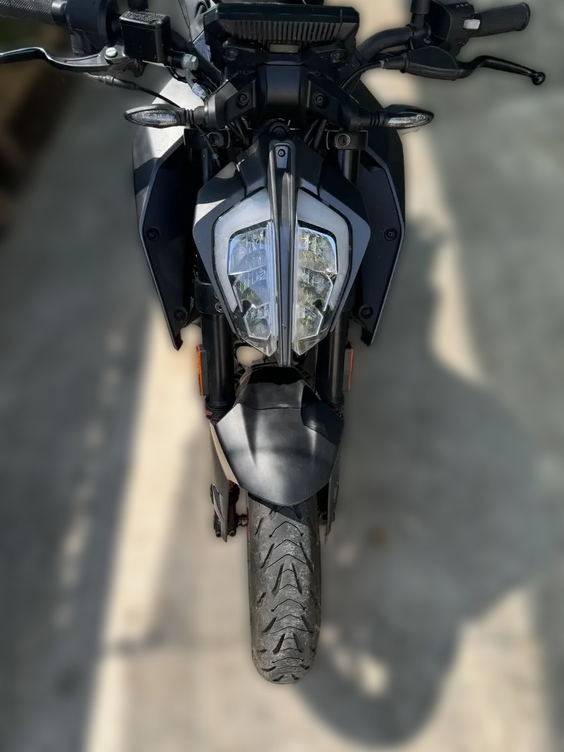 2022 KTM 125 Duke - 9 200 km - Náhled 3
