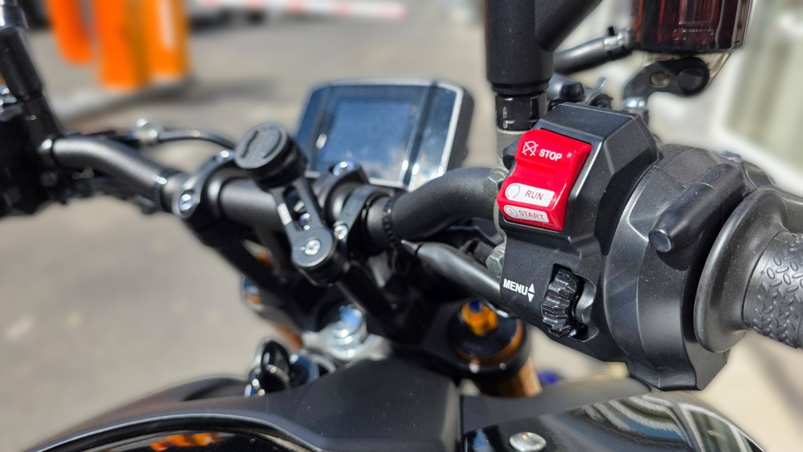 2022 Yamaha MT-09 - 8 158 km - Náhled 10