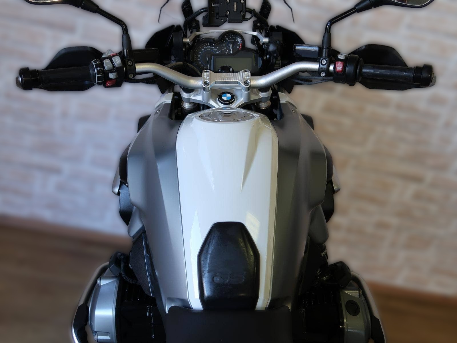 2015 BMW R 1200 GS - 53 600 km - Náhled 18