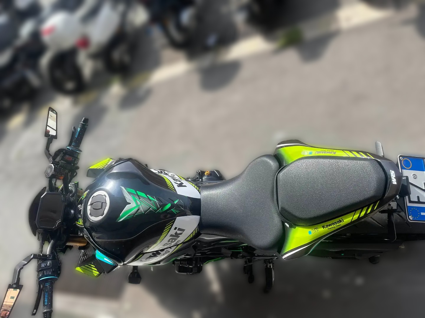 2022 Kawasaki Z900 - 31 000 km - Náhled 13