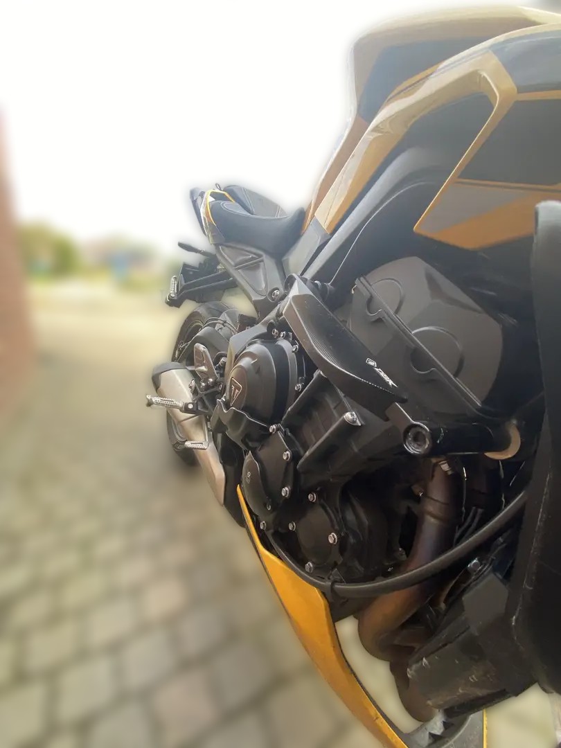 2025 Triumph Street Triple 765 - 3 546 km - Náhled 5