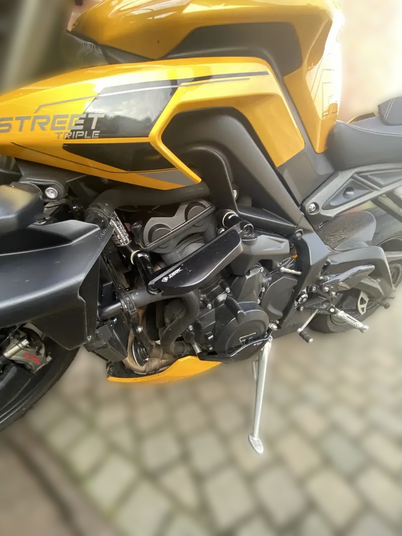 2025 Triumph Street Triple 765 - 3 546 km - Náhled 8