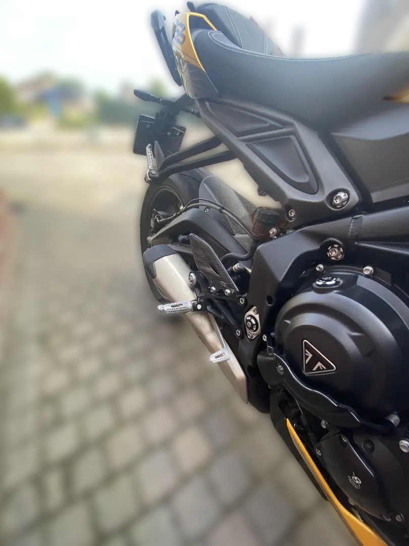 2025 Triumph Street Triple 765 - 3 546 km - Náhled 14