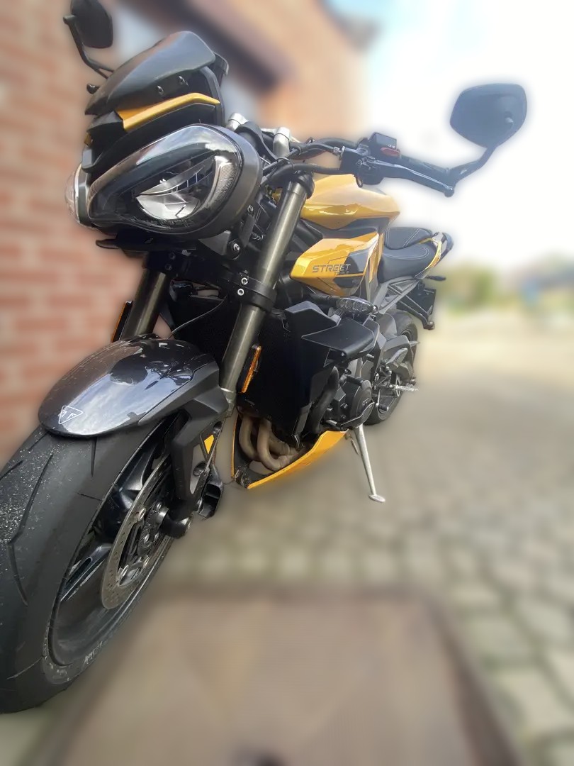 2025 Triumph Street Triple 765 - 3 546 km - Náhled 18