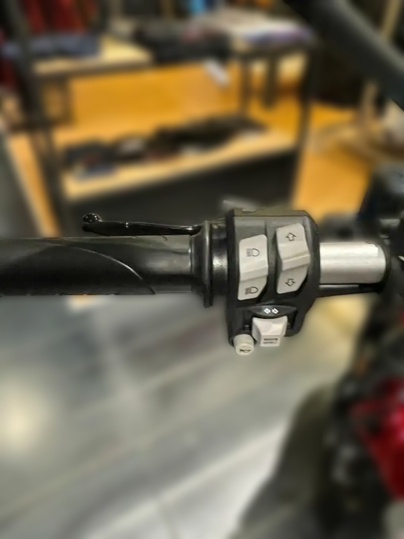 2025 Ducati Scrambler - 2 837 km - Náhled 16