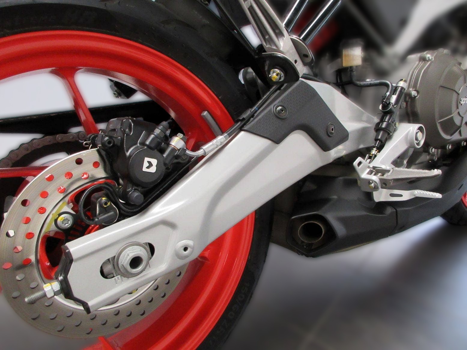 2025 Aprilia RS 660 - 1 km - Náhled 20