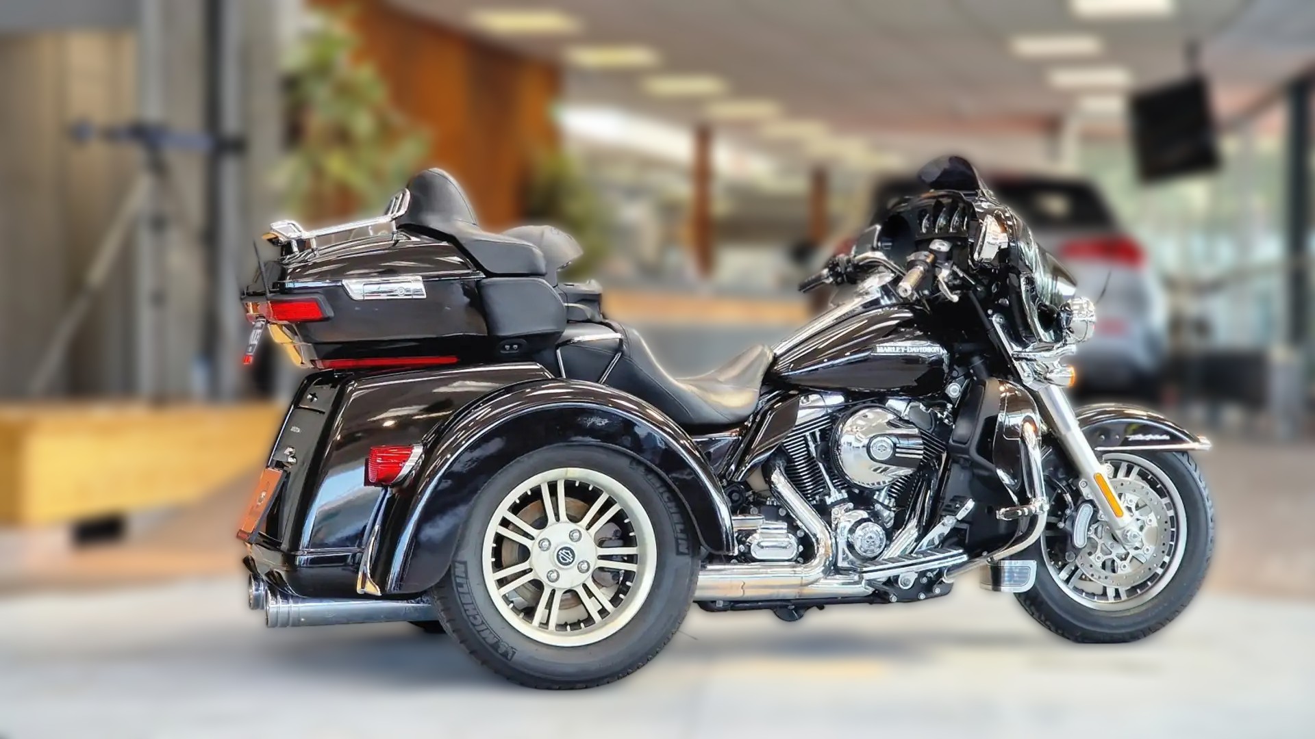 2014 Harley-Davidson Touring - 16 342 km - Náhled 23