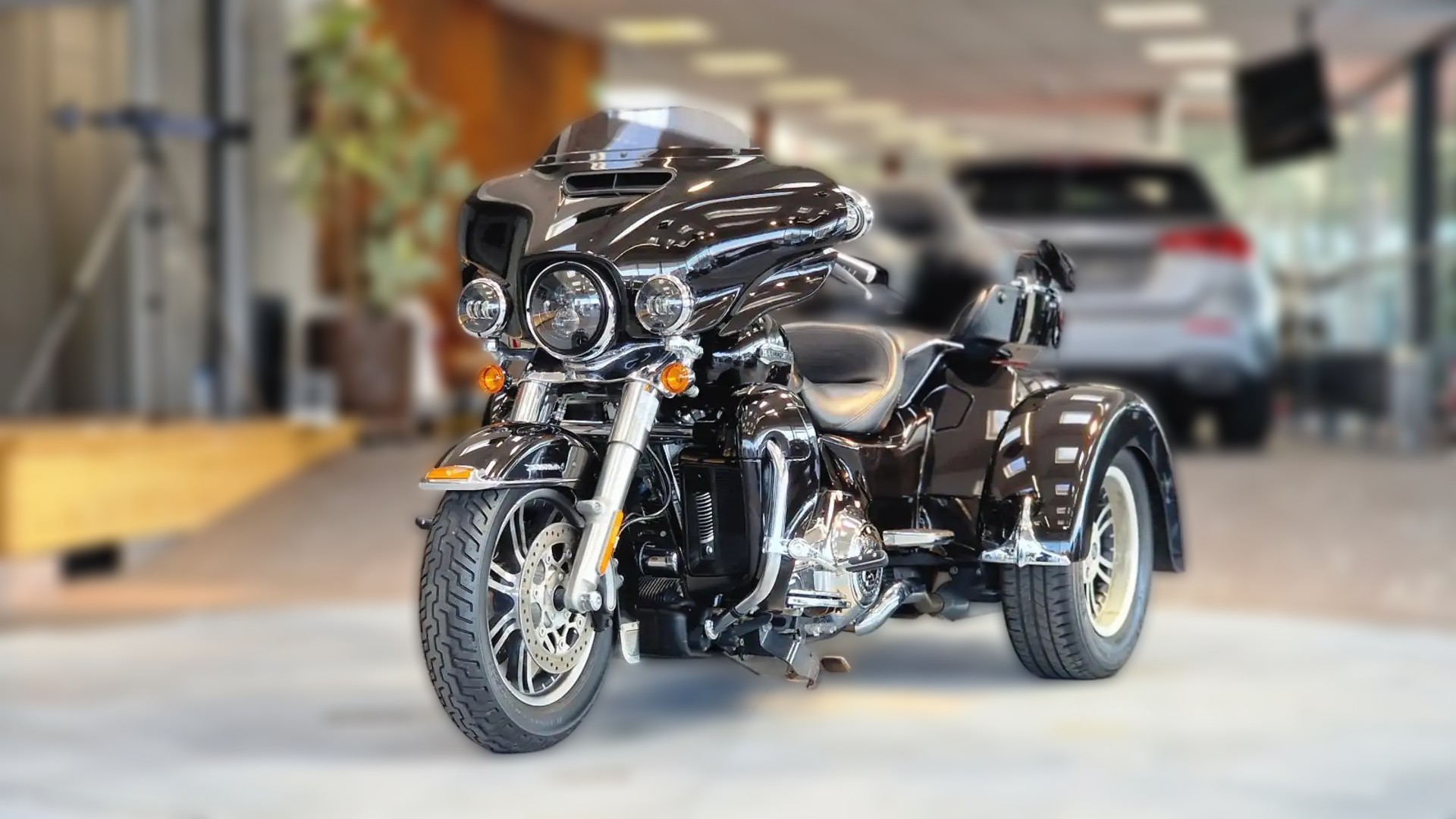 2014 Harley-Davidson Touring - 16 342 km - Náhled 30