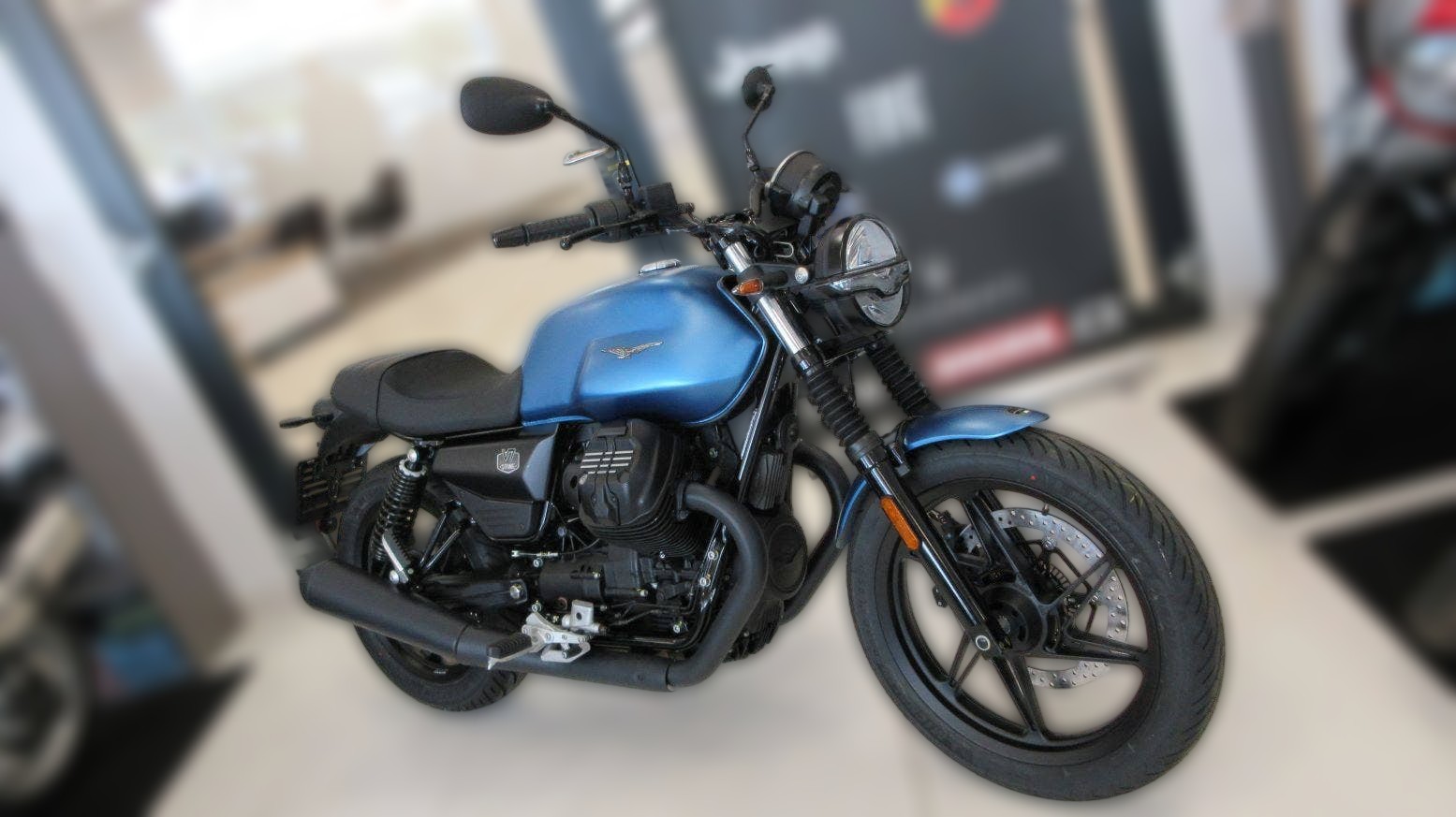 2025 Moto Guzzi V7 - 1 km - Náhled 11