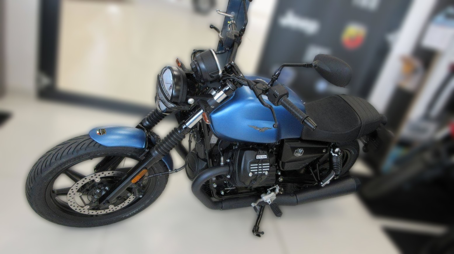 2025 Moto Guzzi V7 - 1 km - Náhled 20