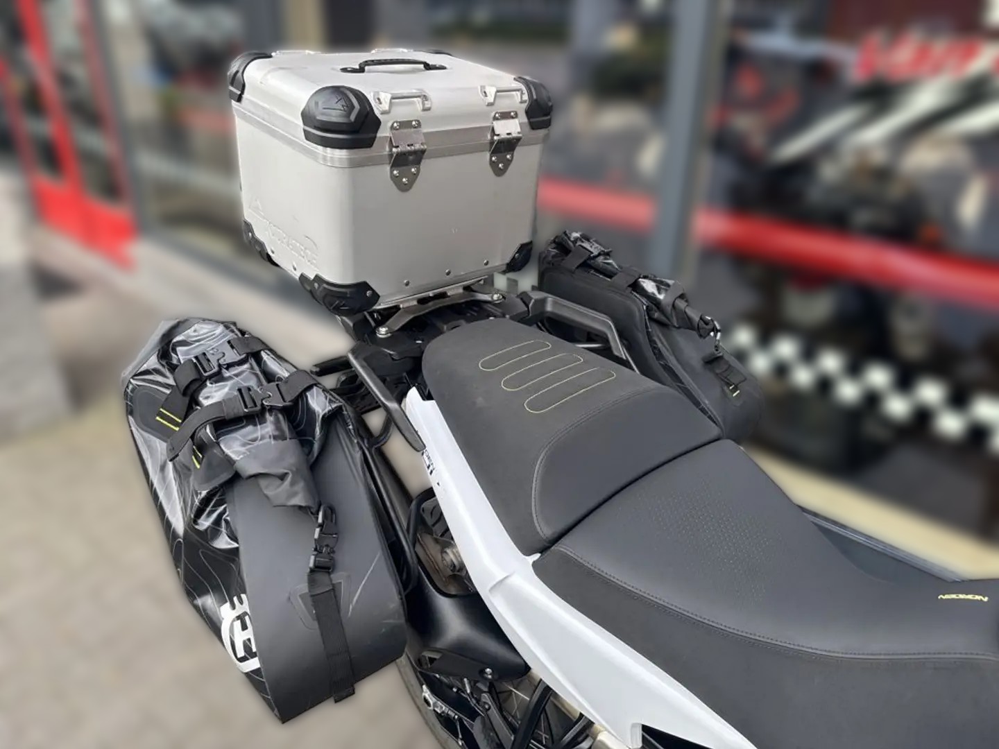 2023 Husqvarna Norden 901 - 6 039 km - Náhled 9