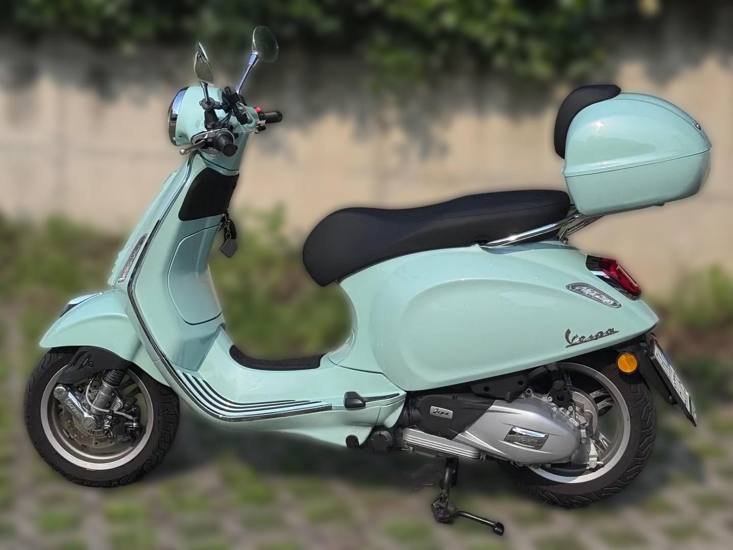 2024 Piaggio Vespa Primavera - 6 100 km - Náhled 10