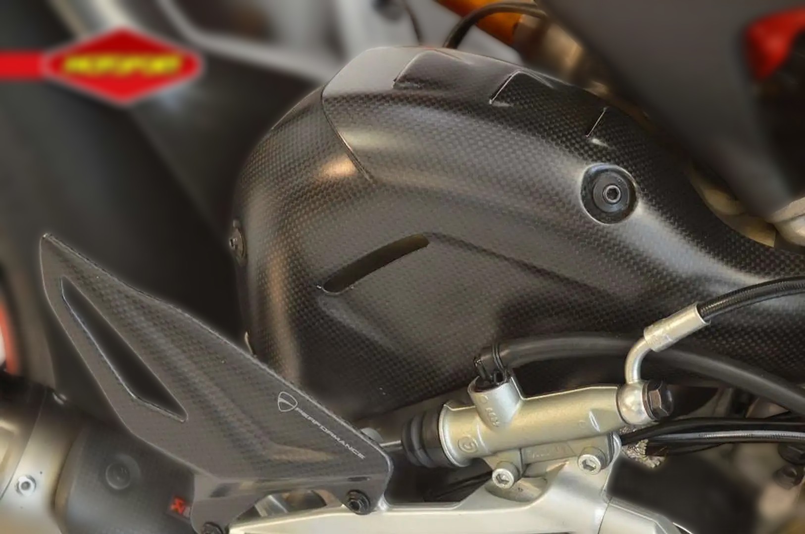 2018 Ducati Panigale V4 - 13 916 km - Náhled 13