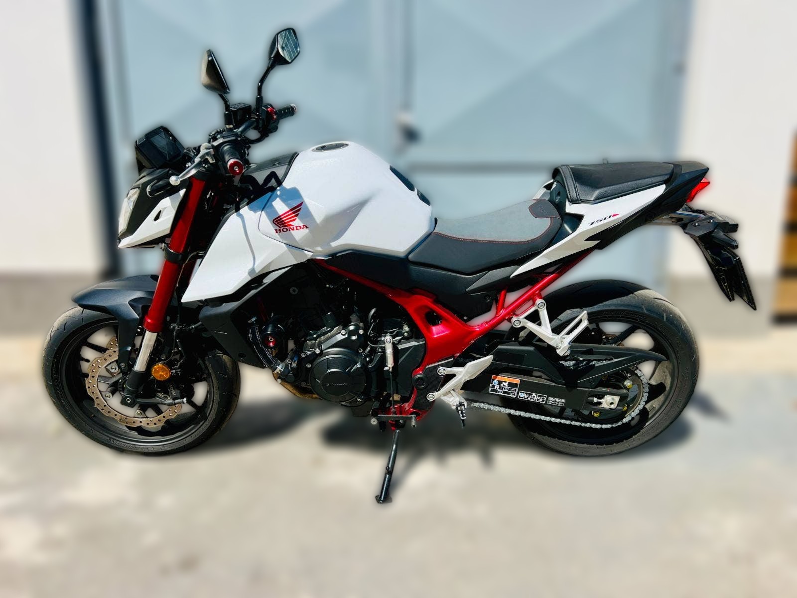 2023 Honda CB 750 Hornet - 2 000 km - Náhled 5
