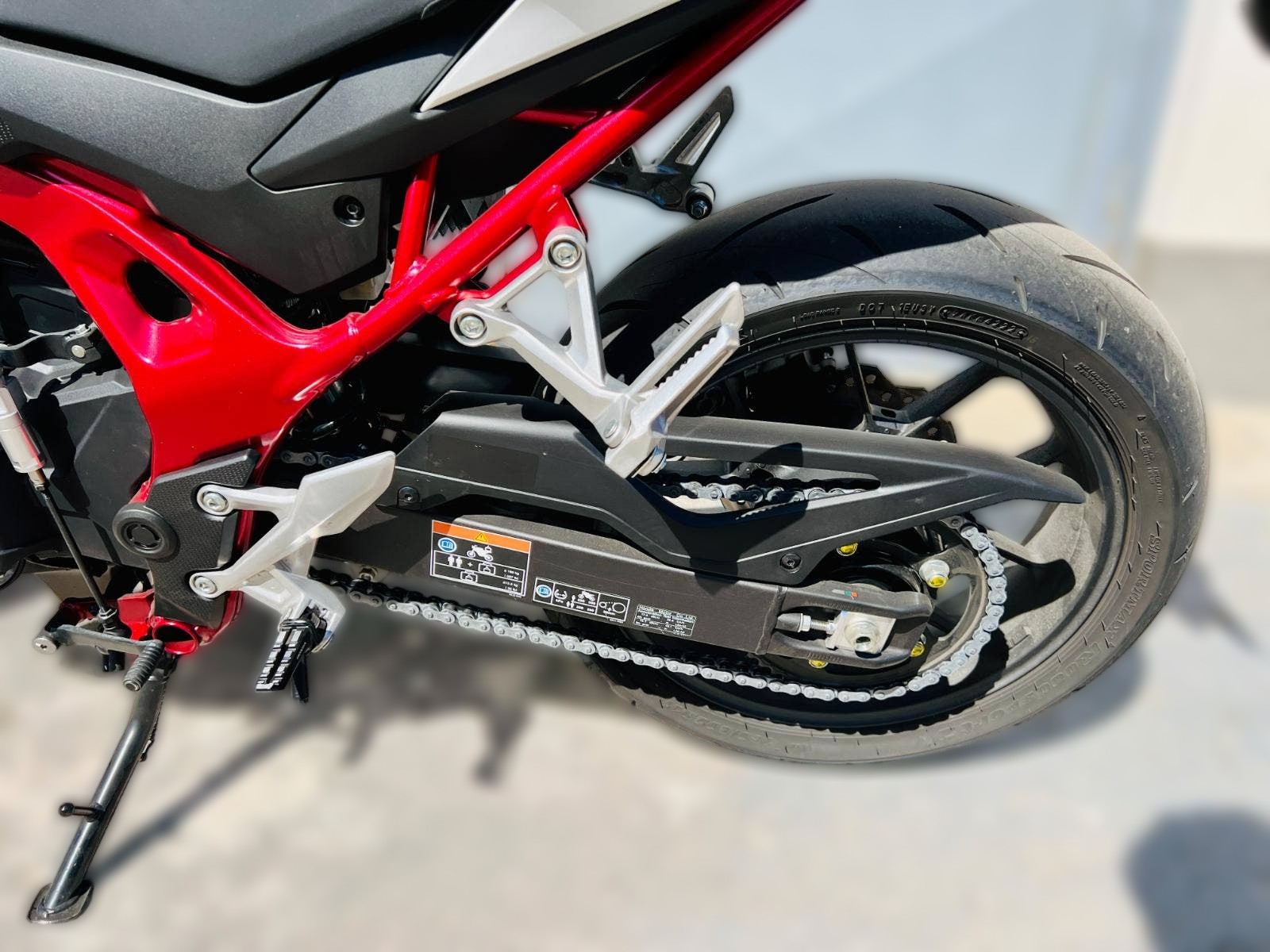 2023 Honda CB 750 Hornet - 2 000 km - Náhled 12