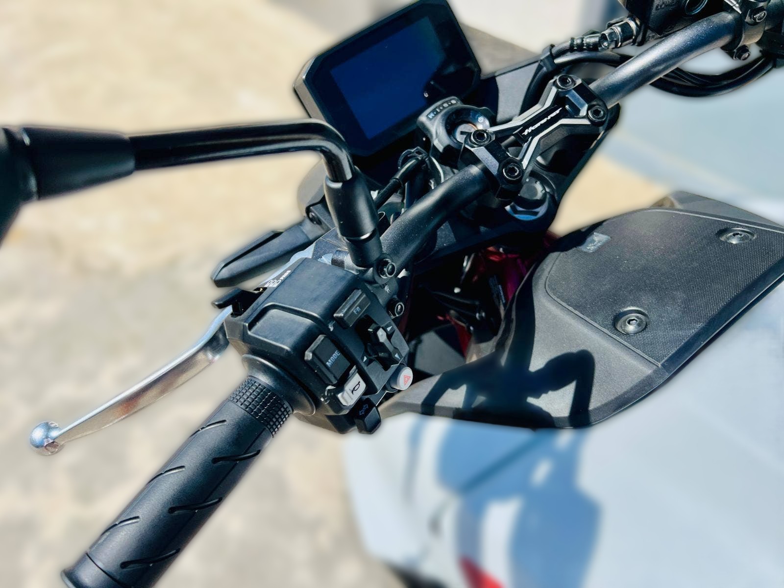 2023 Honda CB 750 Hornet - 2 000 km - Náhled 15