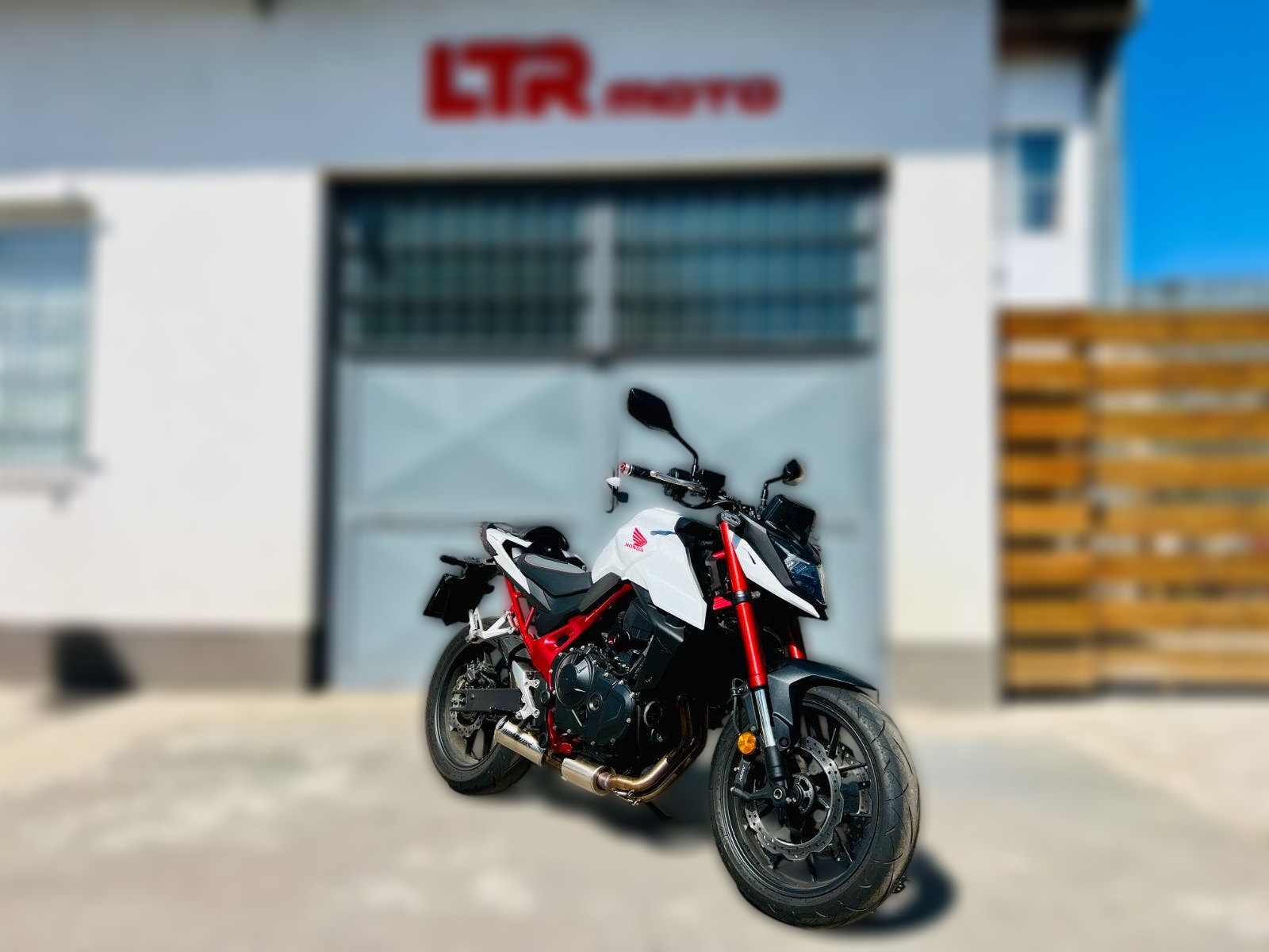 2023 Honda CB 750 Hornet - 2 000 km - Náhled 34