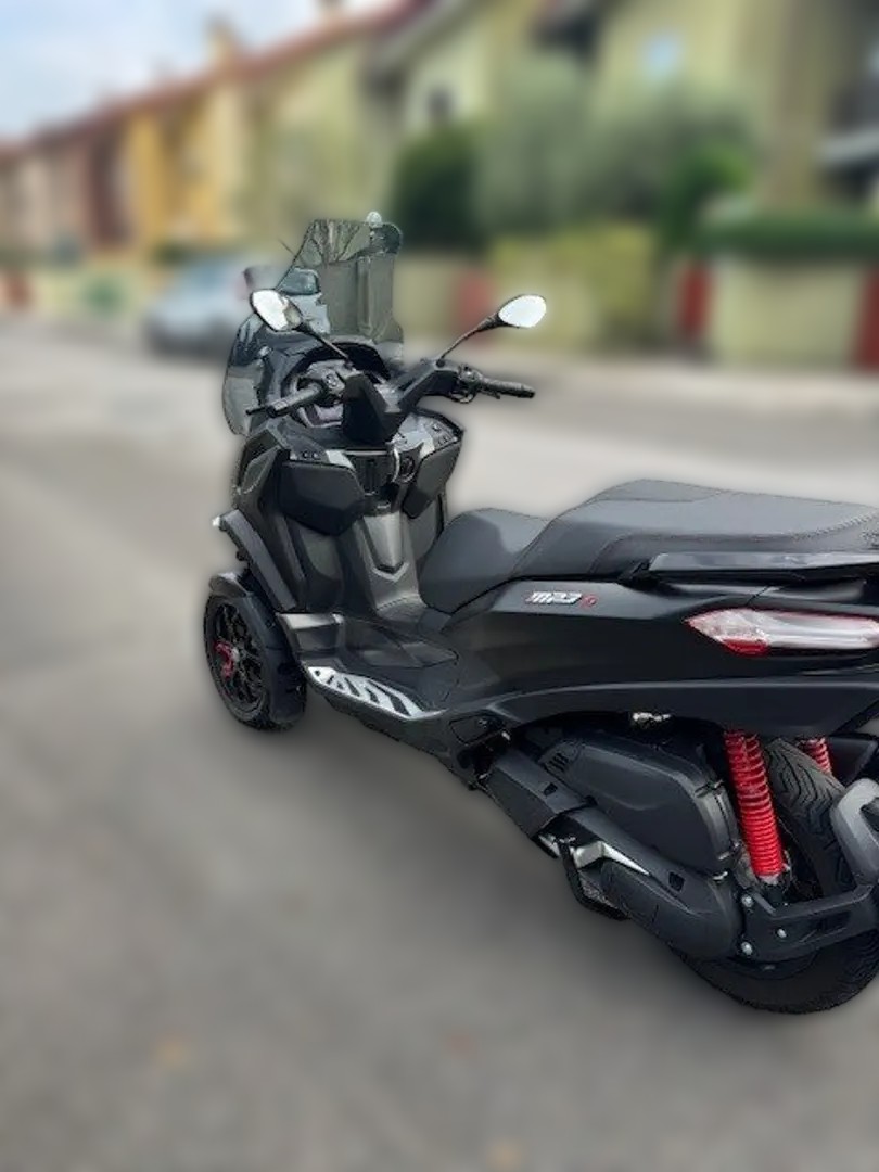 2024 Piaggio MP3 - 7 550 km - Náhled 3